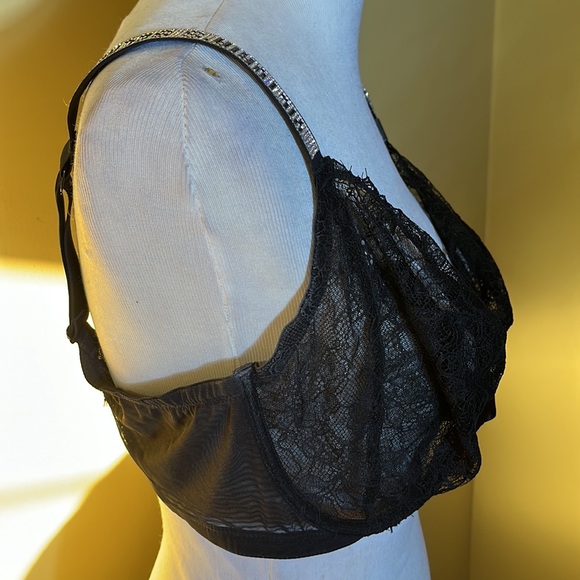 VICTORIA SECRET Size 42DDD Classic  Black Lace PushUp Underwire Bra SEXY $69 NEW - Picture 3 of 16